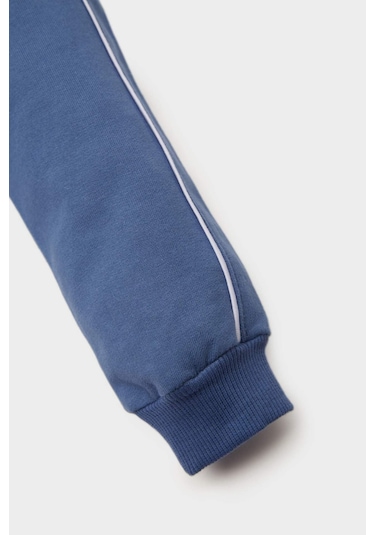 DeFacto Erkek Bebek 2'li Takım Baskılı Sweatshirt Esnek Belli Eşofman Altı D2599A525SPBE341 Mavi DeFacto Erkek Bebek 2'li Takım Baskılı Sweatshirt Esnek Belli Eşofman Altı D2599A525SPBE341 Mavi