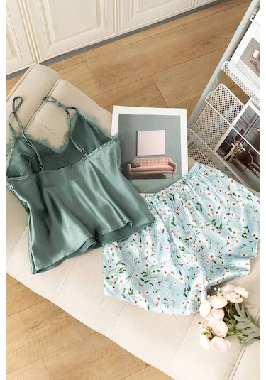 Merry See Dantel İşlemeli Çiçek Desenli Şort Pijama Takımı Yeşil