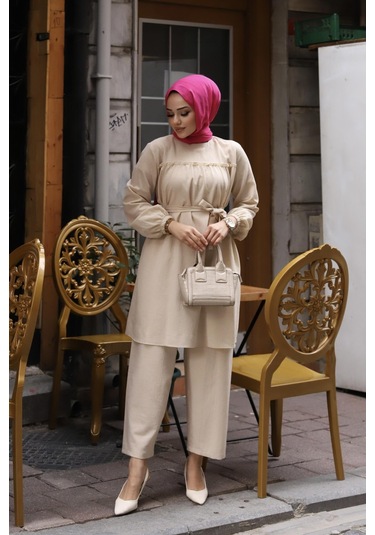 Fırfır Detaylı Tesettür Bej Takım Bej