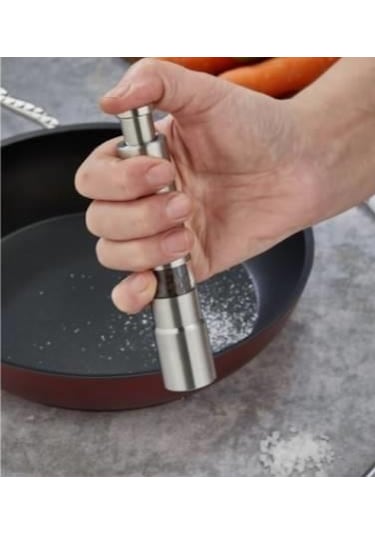 COOKER BASMALI PASLANMAZ ÇELİK KARABİBER ÖĞÜTÜCÜ YK475
