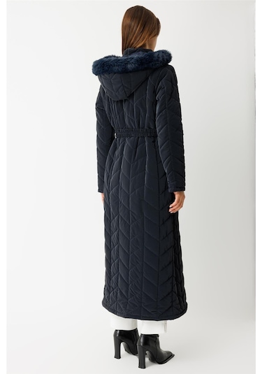 Kapitone Tam Boy Kaban Laci Laci