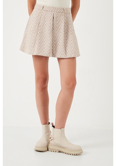 Lela Desenli Pamuklu Kışlık Mini Bayan Şort Etek 611Sr0046 Taş Lela Desenli Pamuklu Kışlık Mini Bayan Şort Etek 611Sr0046 Taş