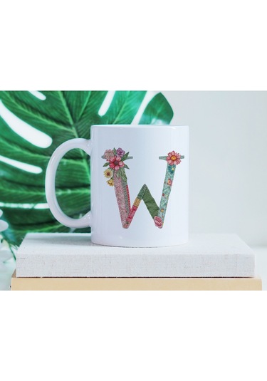 W Harfli Retro Çiçekli Kupa Bardak - Patchwork Tarz Yamalı Desenli İsme Özel Kupa - Hediye 07 Beyaz