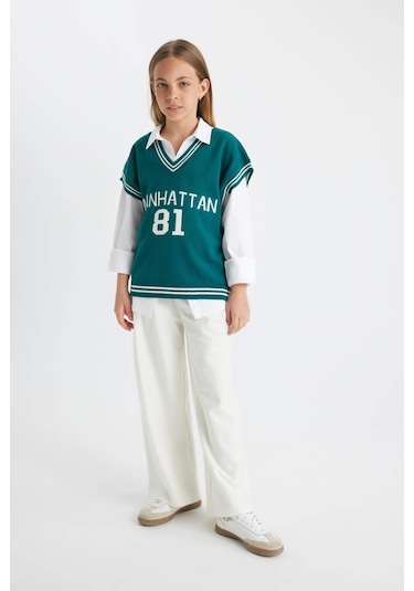 DeFacto Kız Çocuk V Yaka Okul Triko Süveteri A2893A824AUGN1116 Yeşil DeFacto Kız Çocuk V Yaka Okul Triko Süveteri A2893A824AUGN1116 Yeşil