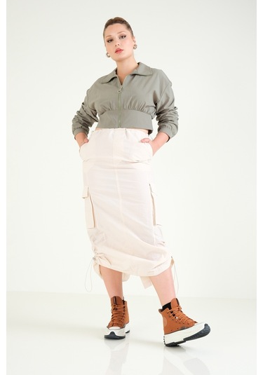 Giyim Dünyası Kadın Paraşüt Crop Mont Haki 001
