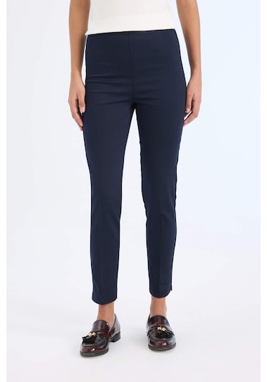 DeFacto Sigaret Normal Bel Düz Paça Saten Kumaş Kumaş Pantolon J8743AZ25SMNV135 DeFacto Sigaret Normal Bel Düz Paça Saten Kumaş Kumaş Pantolon J8743AZ25SMNV135