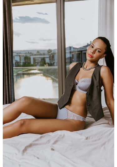 Paris Gri Mavi Balenli Dantelli Dolgusuz Toparlayıcı Balkonet Sütyen Mavi