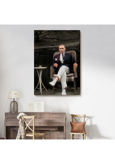 Mustafa Kemal Atatürk'ün Sandalyede Oturan Tablosu -6379 35 X 50
