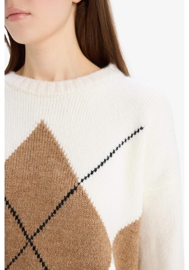 DeFacto Oversize Geniş Kalıp Baklava Dilimli Bisiklet Yaka Triko Kazak F1233AX25SPBN6 Kahve DeFacto Oversize Geniş Kalıp Baklava Dilimli Bisiklet Yaka Triko Kazak F1233AX25SPBN6 Kahve