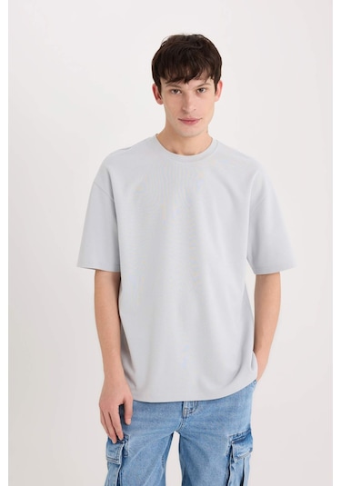 DeFacto Oversize Geniş Kalıp Ütü Gerektirmeyen Bisiklet Yaka Kısa Kollu Basic Düz Ağır Kumaş Tişört X3926AZ25SPGR184 DeFacto Oversize Geniş Kalıp Ütü Gerektirmeyen Bisiklet Yaka Kısa Kollu Basic Düz Ağır Kumaş Tişört X3926AZ25SPGR184
