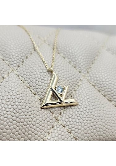 0 20 Karat Pırlanta Möntürü Signity Swarovski Taşlı V Tasarım Modern 925 Ayar Gümüş Kolye 43 Cm