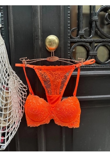 Arona Destekli Brode Nakışlı Turuncu Sütyen Takımı Turuncu