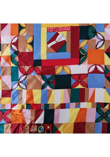 Hedea Mozaik Rüyası Saten Fular 70x70 Cm Çok Renkli