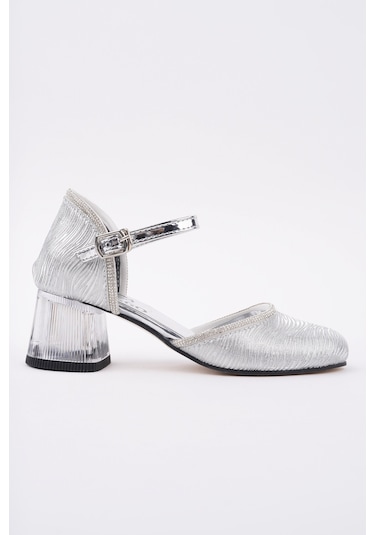 Muggo Else Bilekten Bağlamalı Simli Kız Çocuk Kısa Topuklu Ayakkabı Gümüş