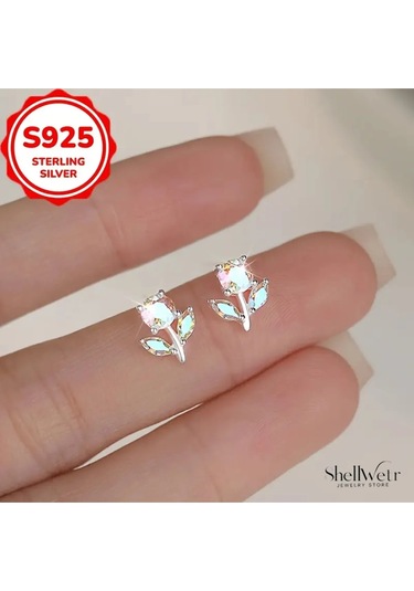 Tulisse Laleli Gümüş Kaplama Çivili Küpe Sevdiklerinize Ve Kendinize En Özel Hediye Gümüş