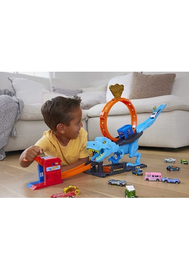 Hot Wheels HKX42 Dinozor ile Mücadele Oyun Seti