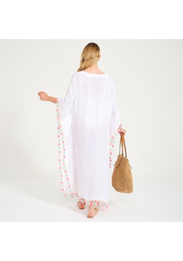 Püskül Detaylı V Yaka Uzun Plaj Elbisesi Beyaz-Standart Beyaz