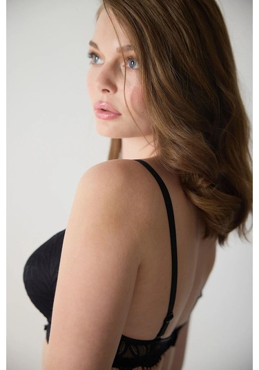 Magic Form 2671 Kadın Ekstra Dolgulu Dantelli Sütyen-siyah Siyah