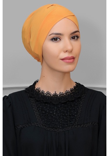 Gold Pratik Hazır Geçmeli Tesettür Bone Sandy Kumaş Çapraz Büzgül Altın