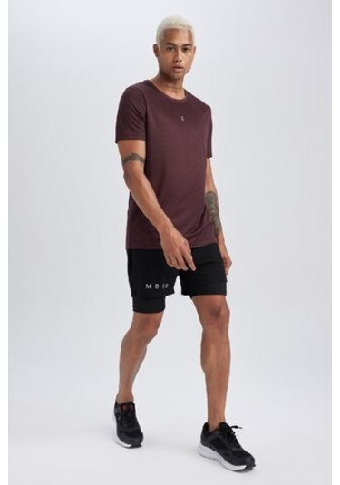 DeFactoFit Slim Fit Dar Kesim Fermuarlı Telefon Cepli Sporcu Taytlı Şort Z2147AZ23AUBK81