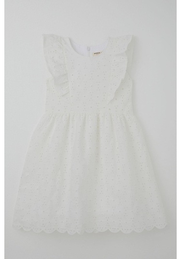 Breeze Kız Çocuk Elbise Çiçek Nakışlı Güpürlü Fırfır Detaylı Arkası Fermuarlı 7-12 Yaş, Ekru Ekru Breeze Kız Çocuk Elbise Çiçek Nakışlı Güpürlü Fırfır Detaylı Arkası Fermuarlı 7-12 Yaş, Ekru Ekru