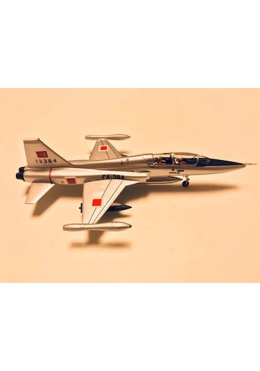 Northrop F-5 B Agressor Fighter Pm Model Demonte Plastik Uçak Maket Kiti