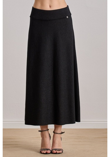 Bilekte Boy Siyah Triko Etek Siyah