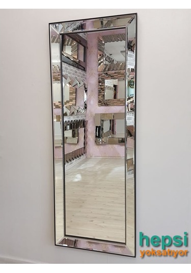 Ayna Çerçeveli Model Siyah Renk Boy Aynası Siyah