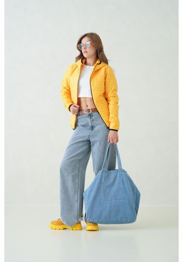 İçi Astarlı Su Ve Rüzgar Geçirmez Cepli Kapüşonlu Kadın Mont Sarı