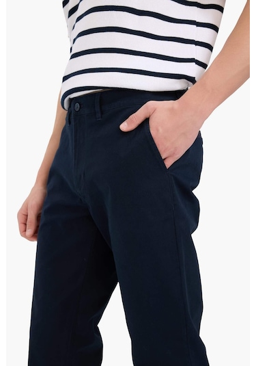 Defacto Regular Fit Normal Kesim Düz Paça Chino Pantolon D7349ax25aunv91 Lacivert Defacto Regular Fit Normal Kesim Düz Paça Chino Pantolon D7349ax25aunv91 Lacivert