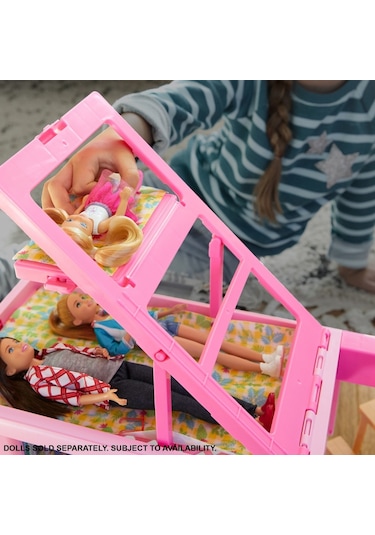 Barbie'nin 3'ü Bir Arada Muhteşem Karavanı ve Aksesuarları  Havuz