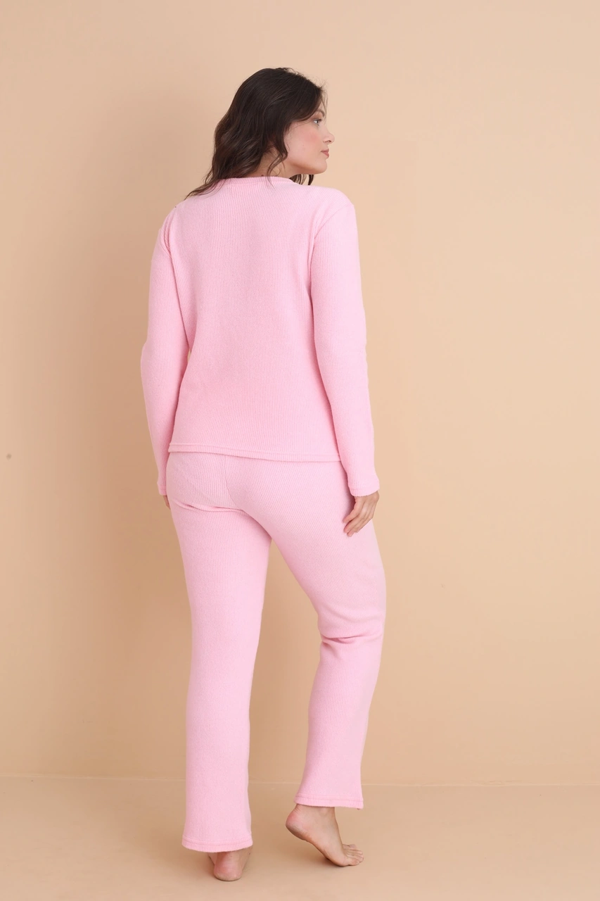 Mr-8451 Boydan Düğmeli Yumuşacık Kumaşlı Kışlık Kadın Pijama Takımı Pembe