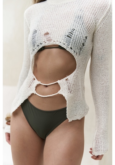 Mai Collection Mai Studios Co. Hanoi İp Detay Ekru Triko Crop Ekru