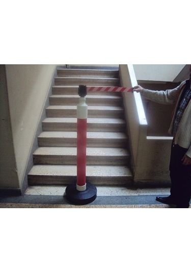 Delinatör, Koni Ve Dikme İçin İkaz Şeritli Mekanizma Kırmızı