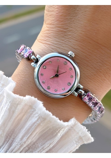 Coliseum Çelik Ve Taşlı Kordon Vintage Seri Küçük Kasa Özel Tasarım Kadın Kol Saati Sp.8933.m8 Gümüş