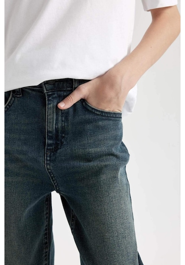 DeFacto Erkek Çocuk Straight Fit Düz Paça Cepli Jean Pantolon C7237A824CWNM36