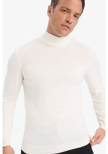 DeFacto Slim Fit Dar Kesim Yarım Balıkçı Yaka Basic Düz Triko Kazak R1127AZ24SPER100 DeFacto Slim Fit Dar Kesim Yarım Balıkçı Yaka Basic Düz Triko Kazak R1127AZ24SPER100