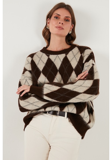 Lela Oversize Fit Bisiklet Yaka Baklava Desenli Yumuşak Dokulu Bayan Kazak 4616223 Kahve