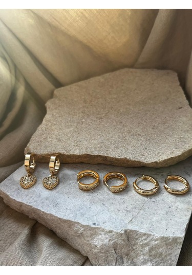 Altın Renkli Kalpli Yuvarlak Altılı Küpe Çok Renkli