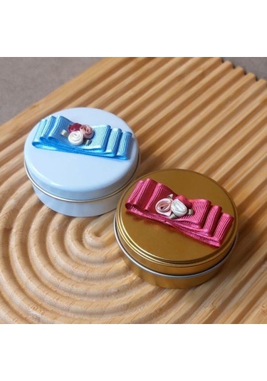 Uretti - Ayşe 7362 1459 El Yapımı 2'li Çikolata Ve Vanilya Kokulu Metal Kutuda Mum - 3 X 7 Cm Beyaz