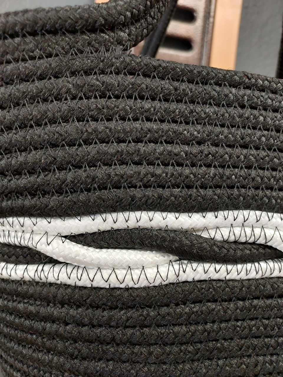 Doğal Hasır Jüt El Örmesi Bayan Çanta-siyah Ortası Beyaz Çizgili Siyah