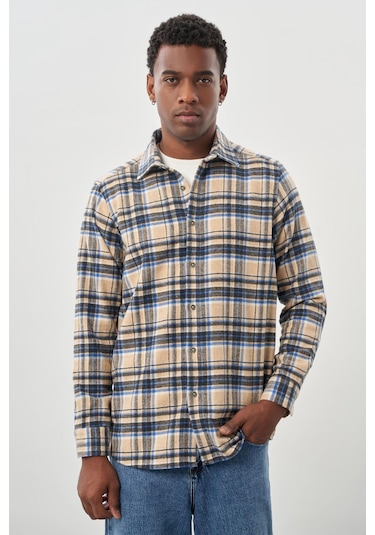 Bej Yünlü Ekose Desen Yumuşak Yaka Cepsiz Uzun Kol Casual Comfort Fit Gömlek 1004245227 Bej