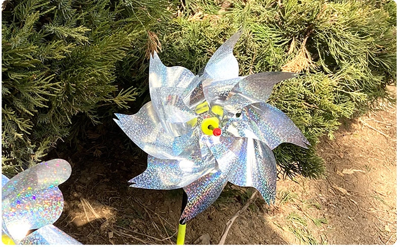 Yuntech01 Güçlü Yansıtıcı Kuş Kovucu: 8 Köşeli Güneş Enerjili Fırça, Bahçe-tarla-havaalanı Koruması, Kaliteli Plastik, 1 Adet Gümüş Noktalı