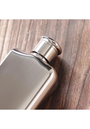 Lemestar 90ml Paslanmaz Çelik Şık Gümüş Renkli Seyahat İçin Pratik İçki Şişesi Gümüş