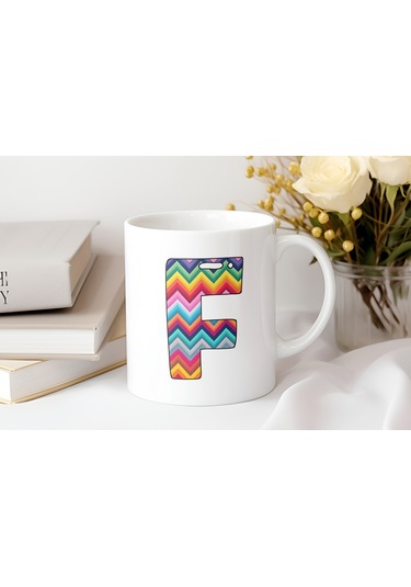 F Harfi Renkli Zigzag Desenli Kupa Bardak - Afrika Tarz Etnik Tasarım Kupa - Kişiye Özel Beyaz