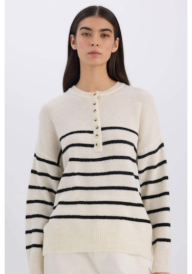 DeFacto Oversize Geniş Kalıp Düğmeli Yaka Çizgili Triko Kazak D4913AXNSER105 Ekru