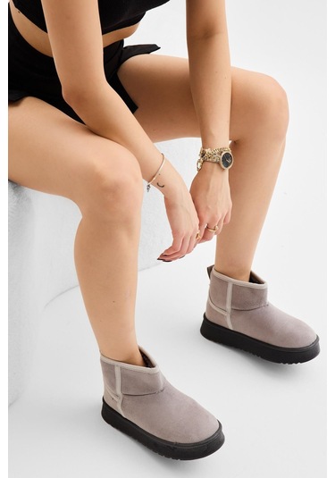 Kalın Poli Taban Süet Görünümlü Kadın Gri Günlük Bot Tbldy535 Gri