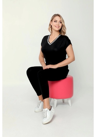 Yakası Taş Baskılı Bluz Siyah