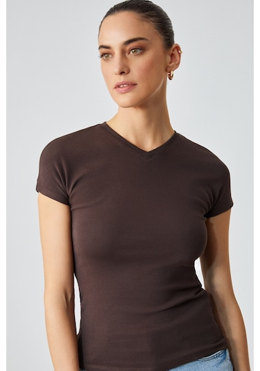 Marta Kadın V Yaka Kısa Kol Slim Kahverengi T-shirt