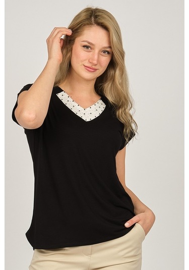 Sistas Kadın İşlemeli V Yaka Bluz 6690122 Siyah-Siyah